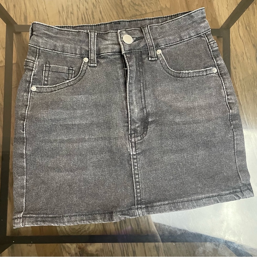 SHEIN Black Denim Skirt